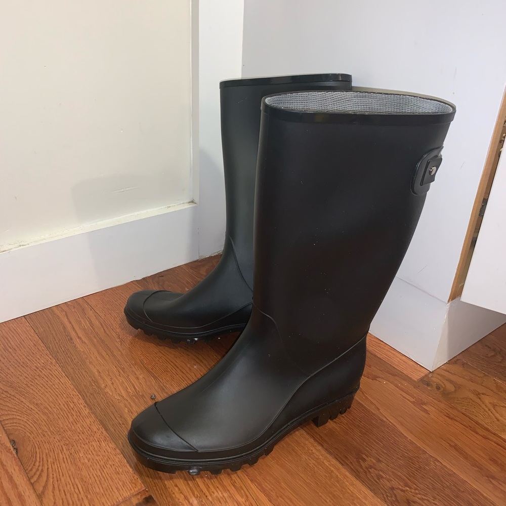 Rainboots